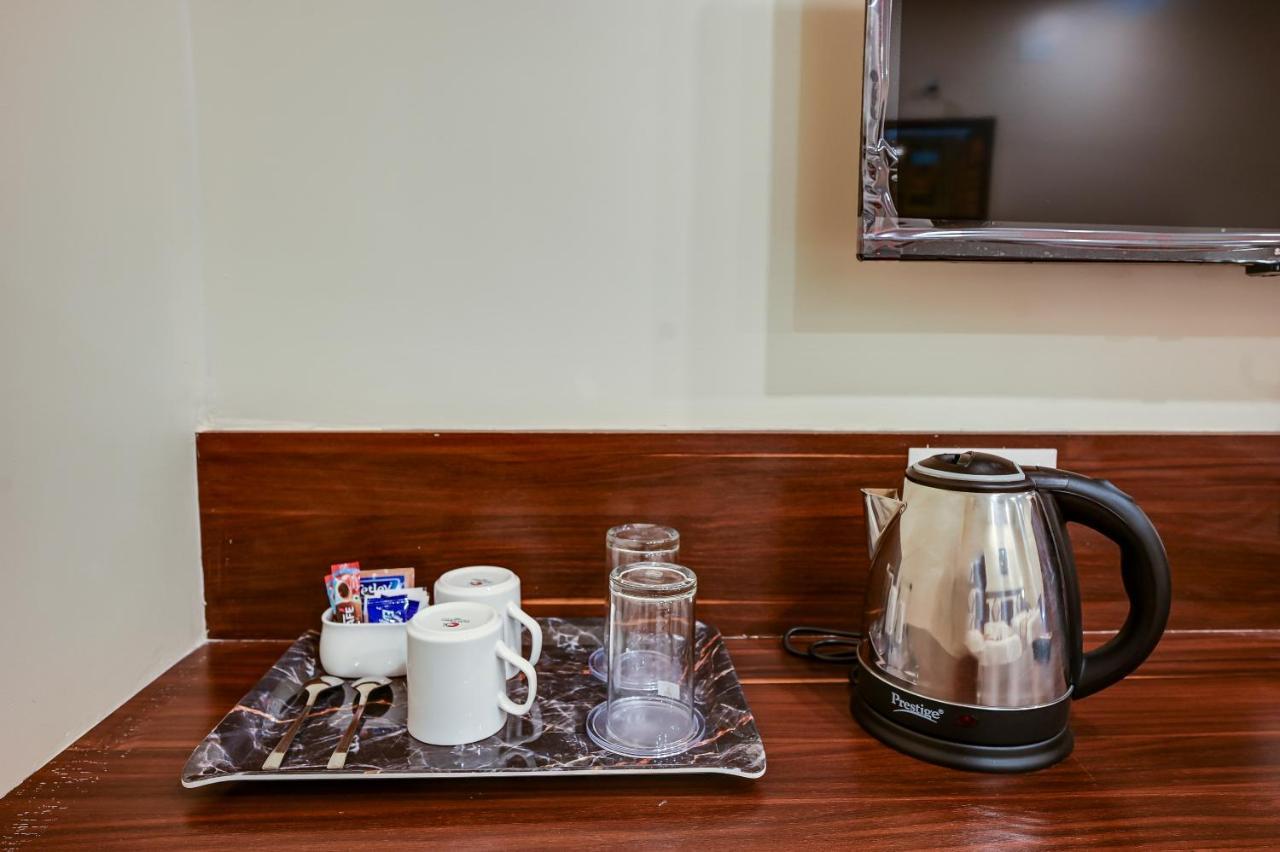 Hotel Sj Pride ブバネーシュワル エクステリア 写真